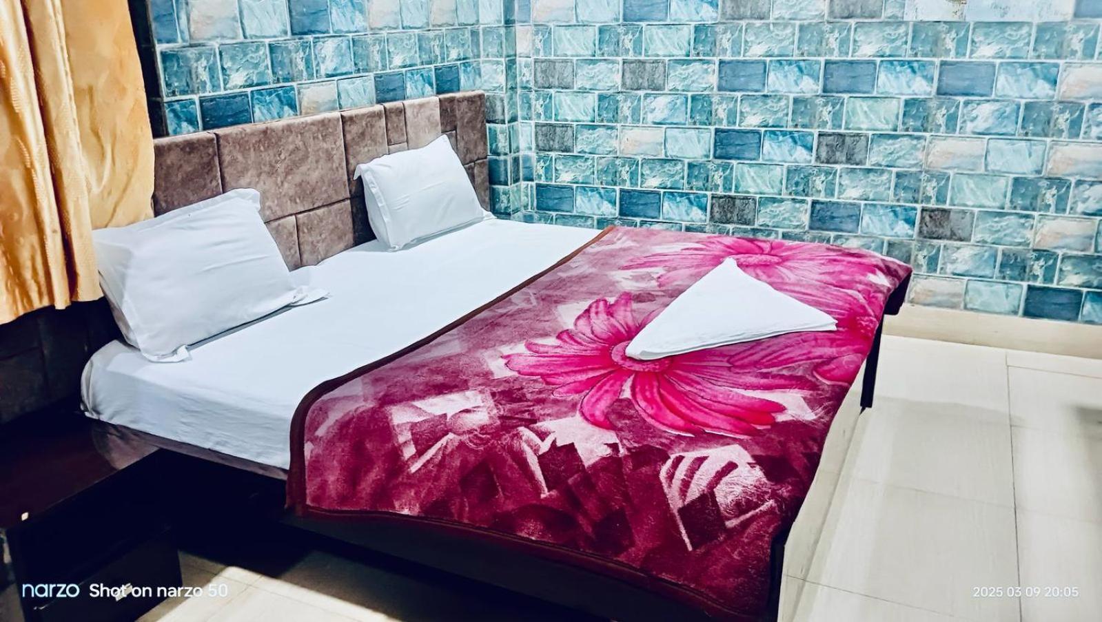 Hotel Vishal Palace Unnao Eksteriør billede